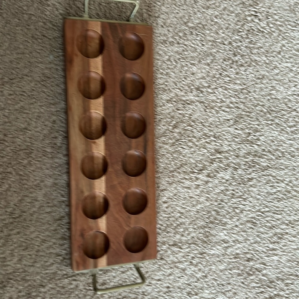 Egg holder